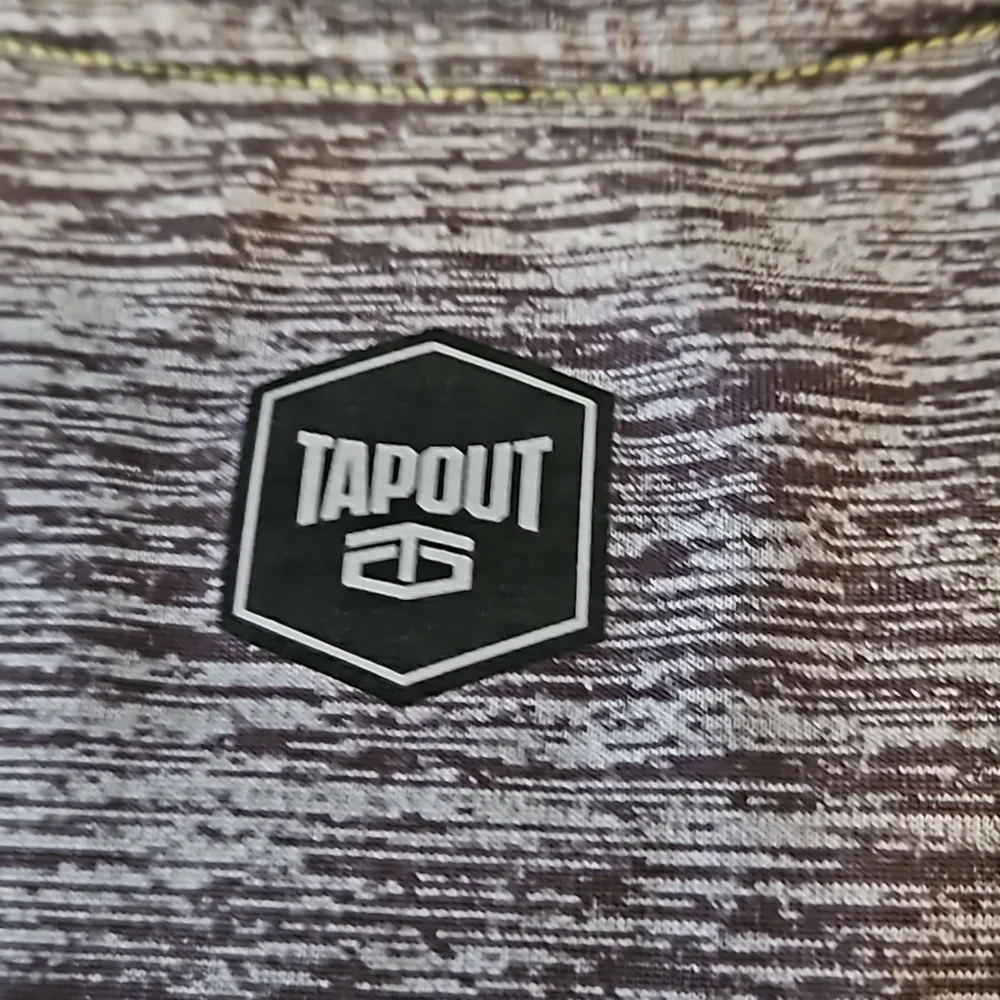 Tapout Shirt Sleeveless Muscle Tank Top Men's Size S / CH Tank Top Small SM Mens